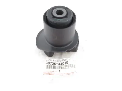[48725-44010] Toyota, Mounting, axle beam Rear Axle, 48725-44010